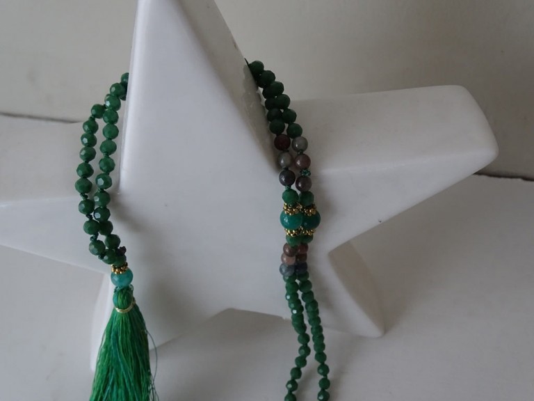 Long Agate & Crystal Tassle Necklace - Green