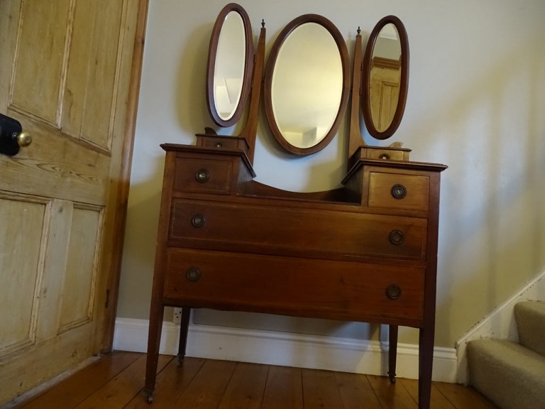 Antique Edwardian Inlaid Mahogany Triple Mirror Dressing Table
