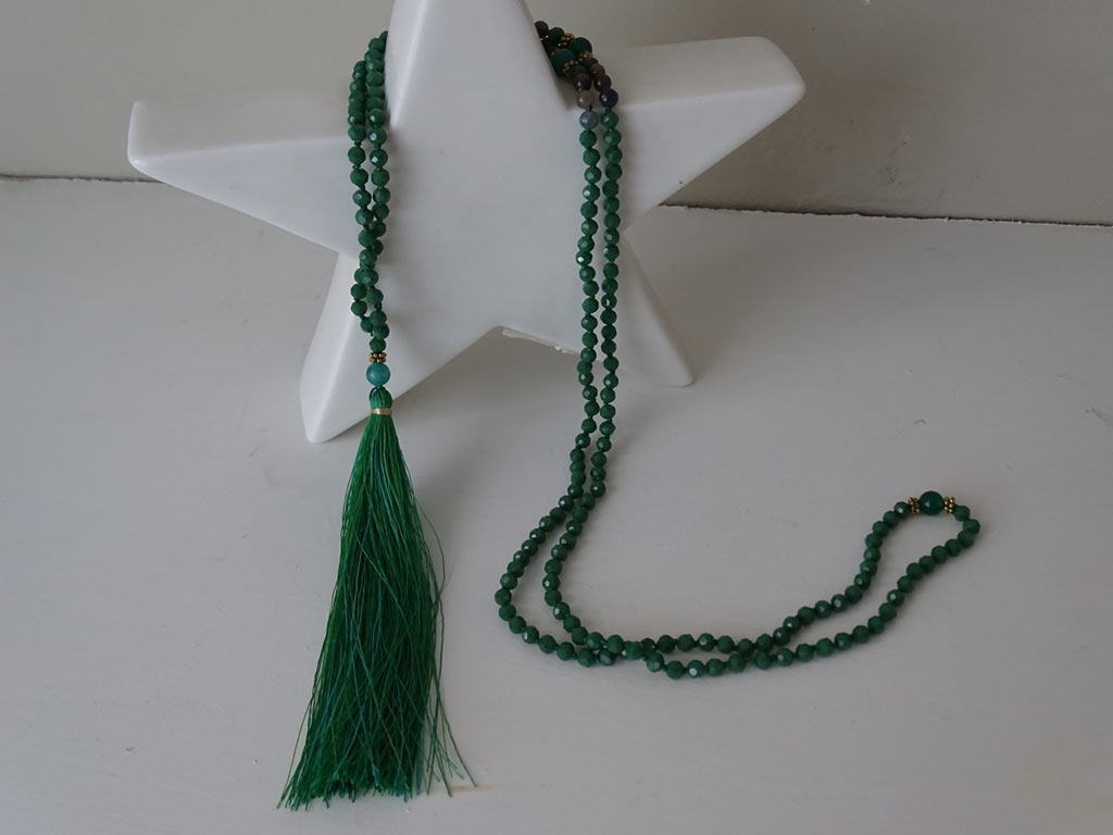 Long Agate & Crystal Tassle Necklace - Green